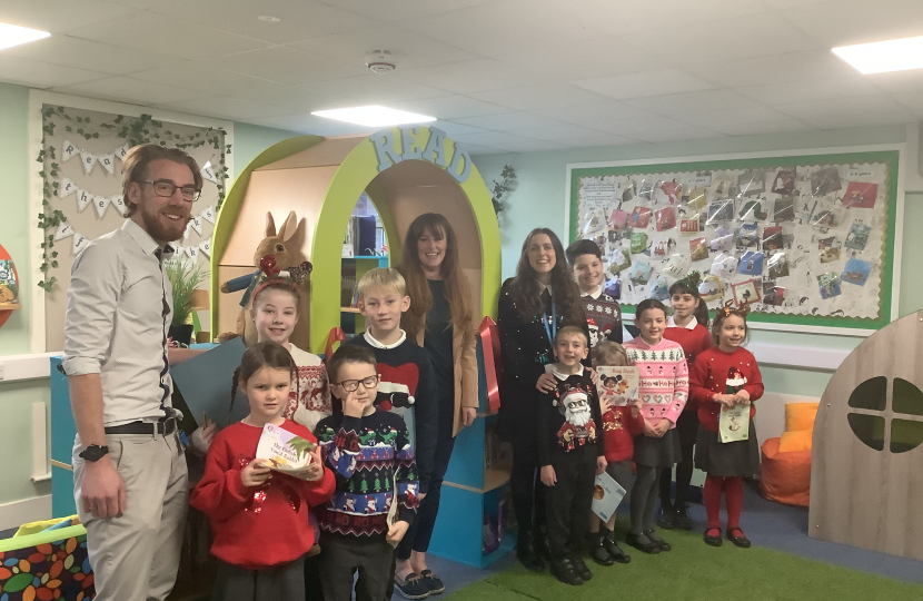 Kelly Tolhurst MP at School Library