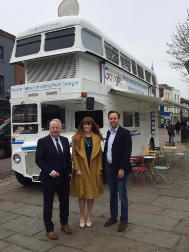 Kelly visiting Google Digital Garage Bus